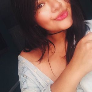 Meet your Posher, Emely